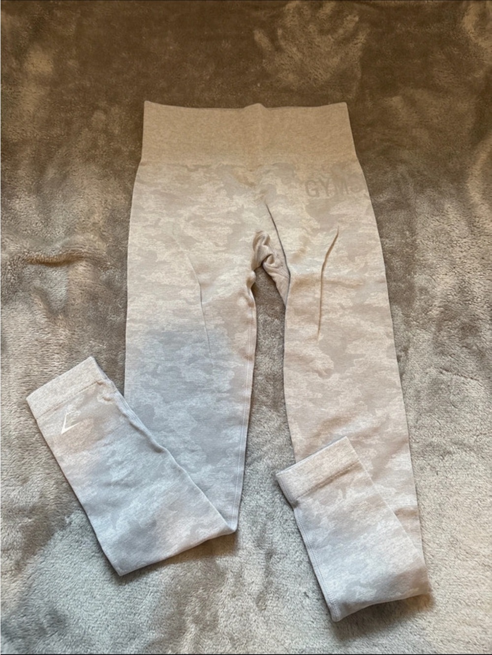 Gymshark Light Gray Camo Seamless Leggings